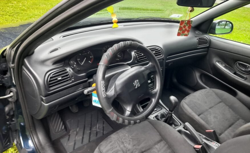 Peugeot 406 2.0 HDI 5P