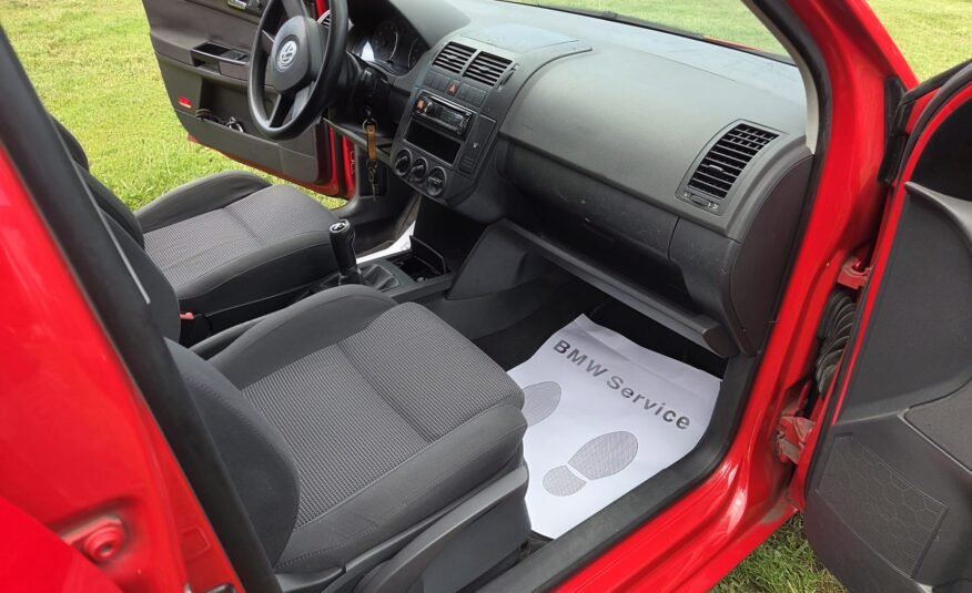 VOLKSWAGEN Polo 1.4 16V 5P