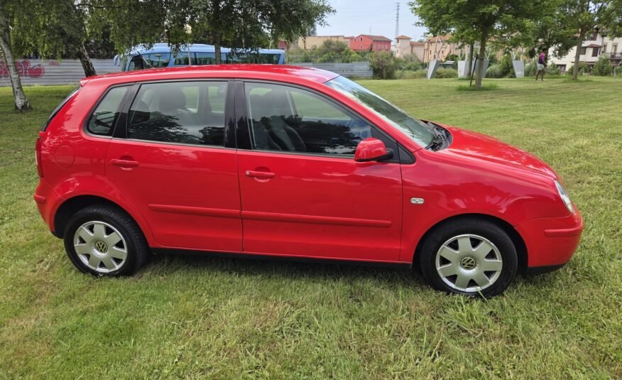 VOLKSWAGEN Polo 1.4 16V 5P