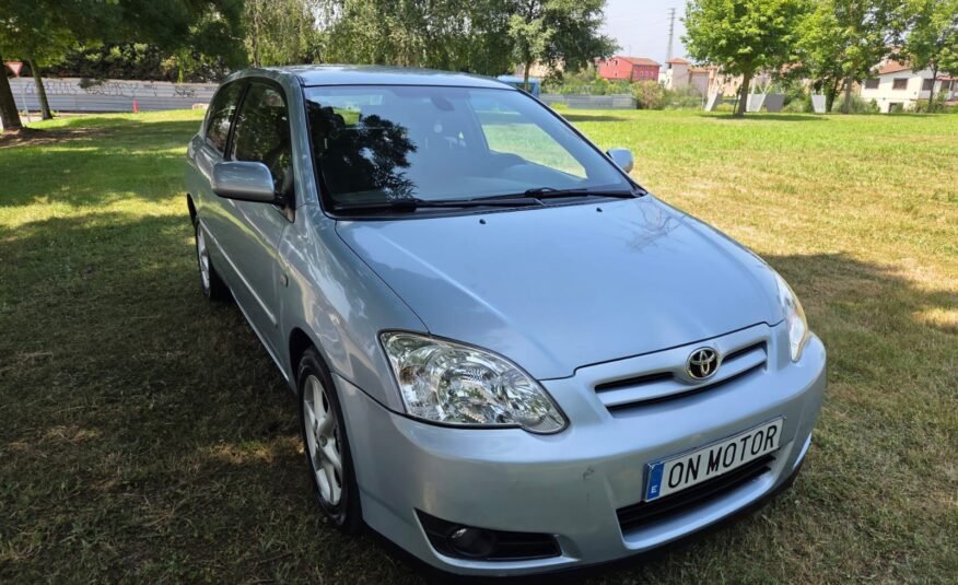 Toyota Corolla 2.0 D-4D 3P