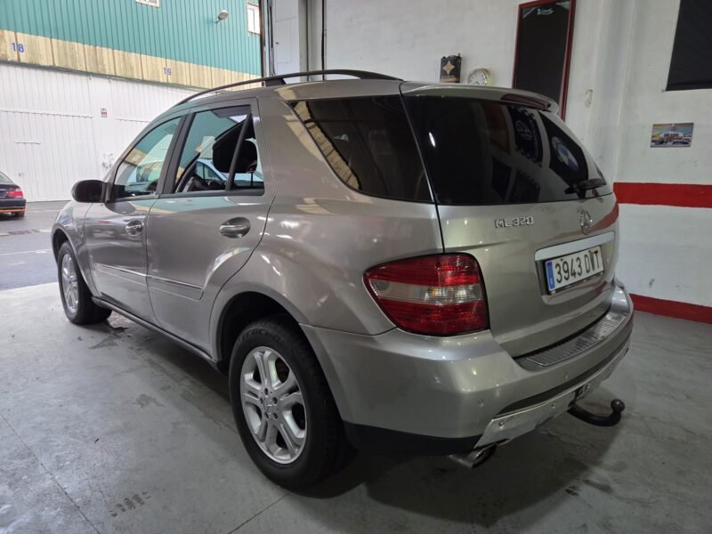 MERCEDES-BENZ ML 280 CDI 4×4 5P