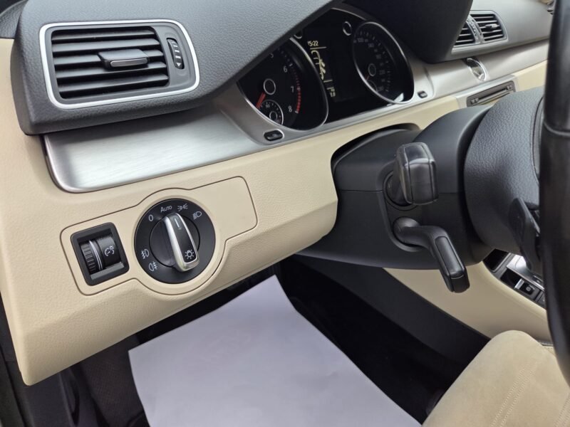 VOLKSWAGEN Passat CC 1.8 Turbo DSG 5P