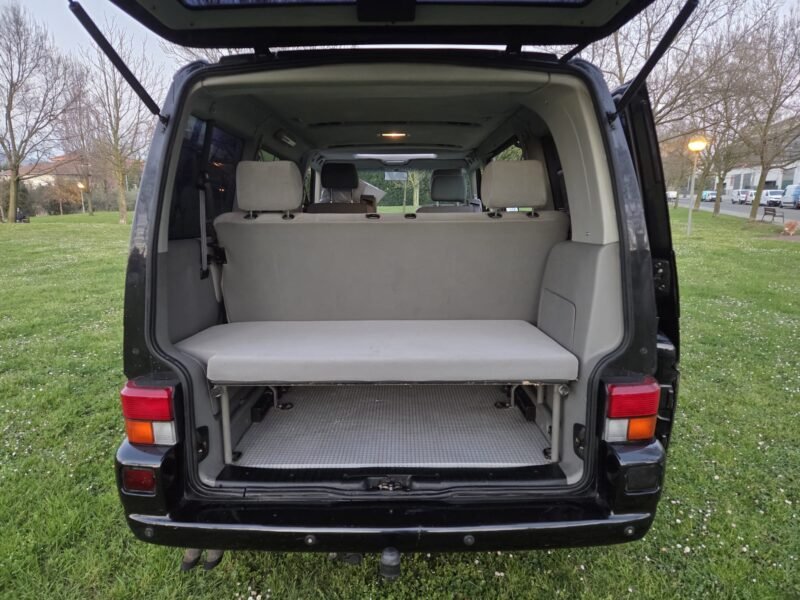 Volkswagen Multivan 2.5 TDI 7PLAZAS