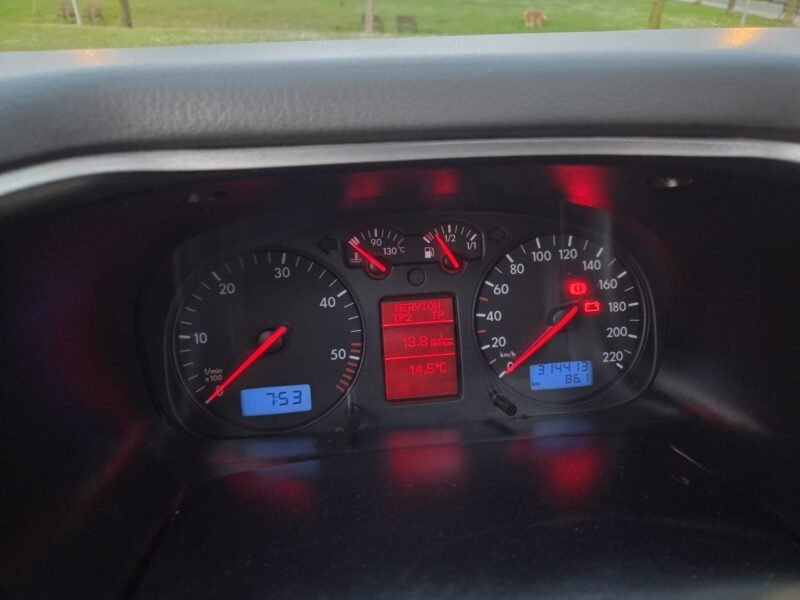 Volkswagen Multivan 2.5 TDI 7PLAZAS