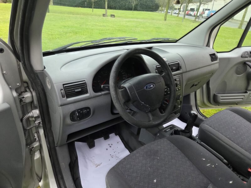 Ford Transit Connect 1.8 TDCI 4 P