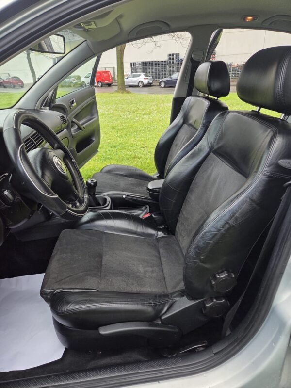 Volkswagen Passat 1.9 TDI 5P