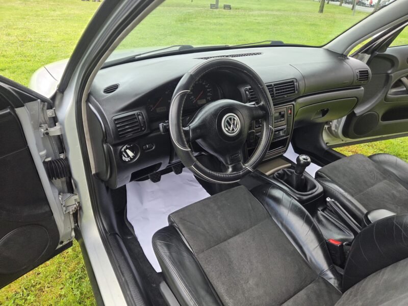 Volkswagen Passat 1.9 TDI 5P