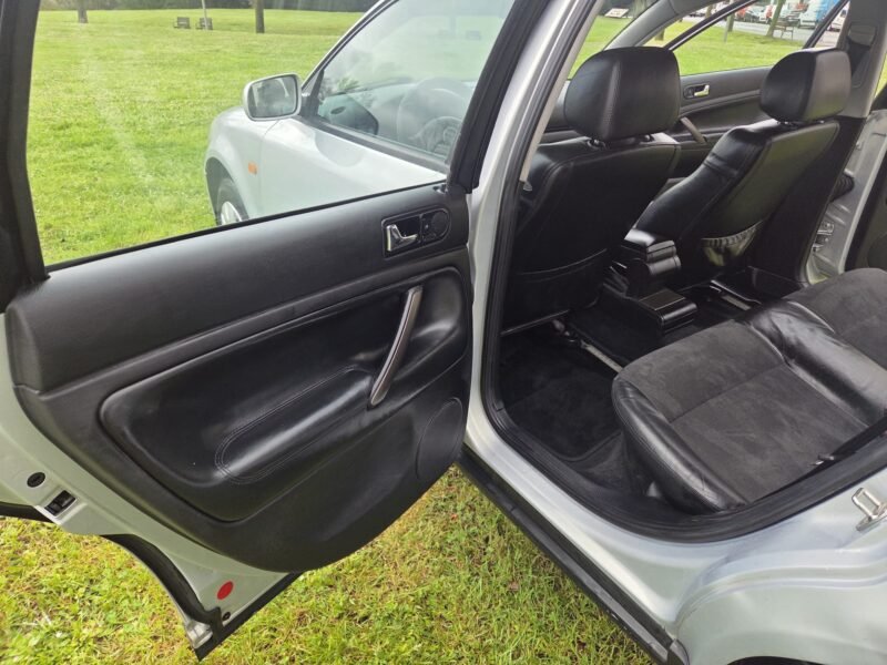 Volkswagen Passat 1.9 TDI 5P