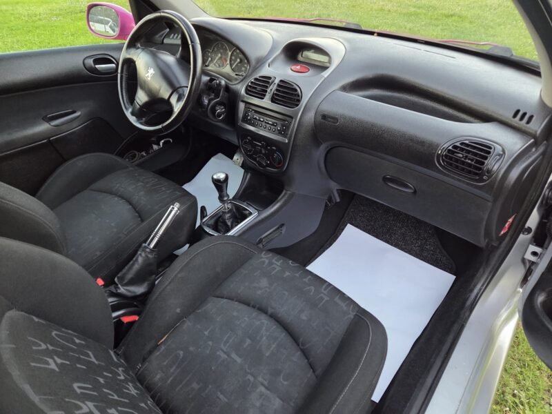 Peugeot 206 1.4 XR 3P