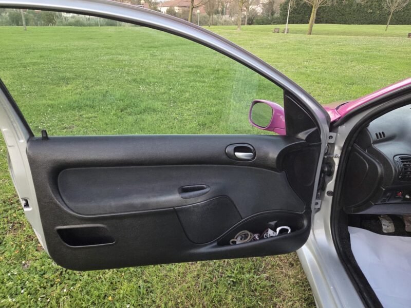 Peugeot 206 1.4 XR 3P