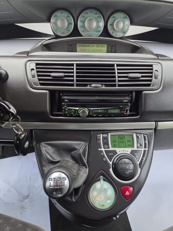 Peugeot 807 2.0 HDI 7 PLAZAS