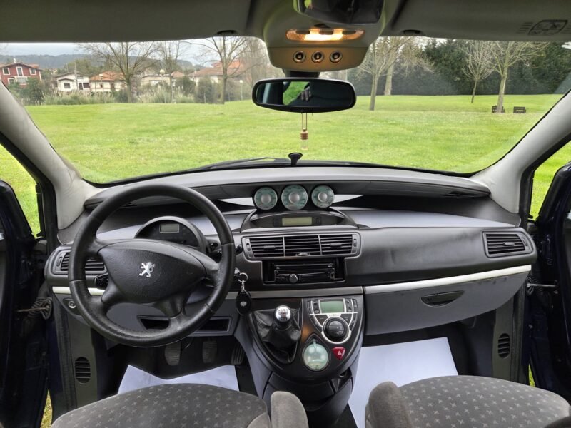 Peugeot 807 2.0 HDI 7 PLAZAS
