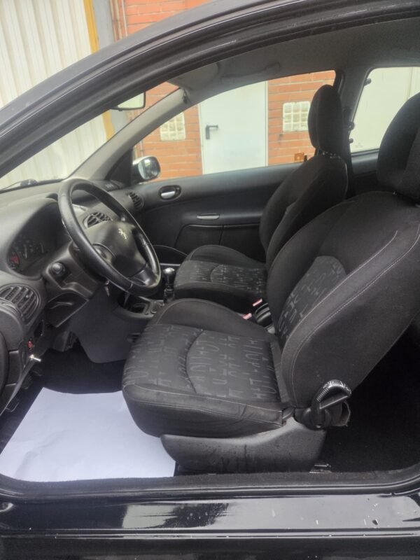 Peugeot 206 2.0HDI 3P