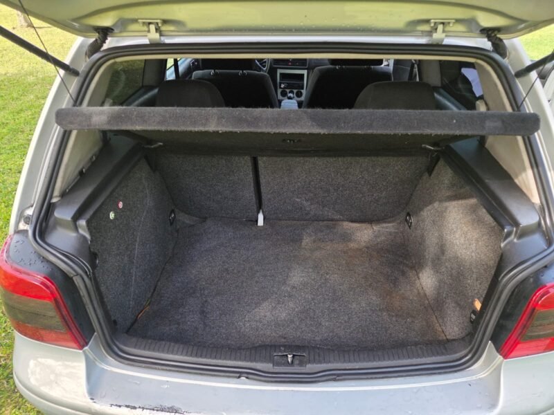 VOLKSWAGEN Golf IV 1.9 TDI 3P