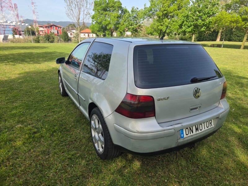 VOLKSWAGEN Golf IV 1.9 TDI 3P