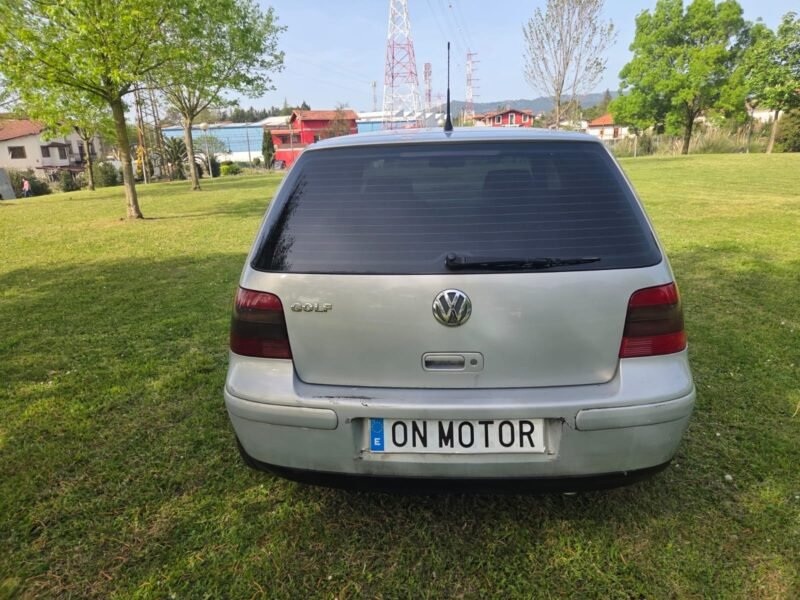 VOLKSWAGEN Golf IV 1.9 TDI 3P