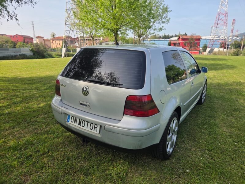 VOLKSWAGEN Golf IV 1.9 TDI 3P