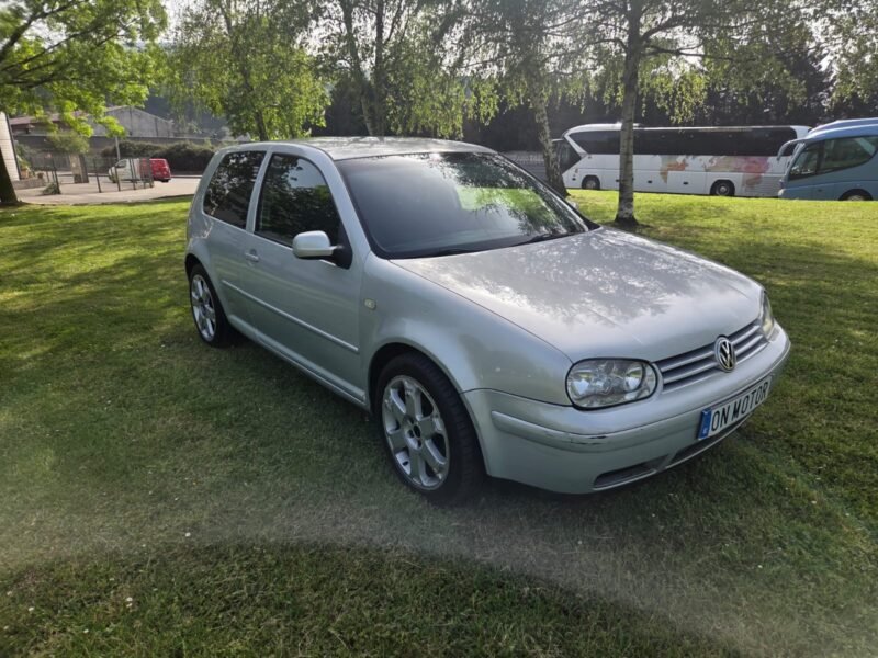 VOLKSWAGEN Golf IV 1.9 TDI 3P