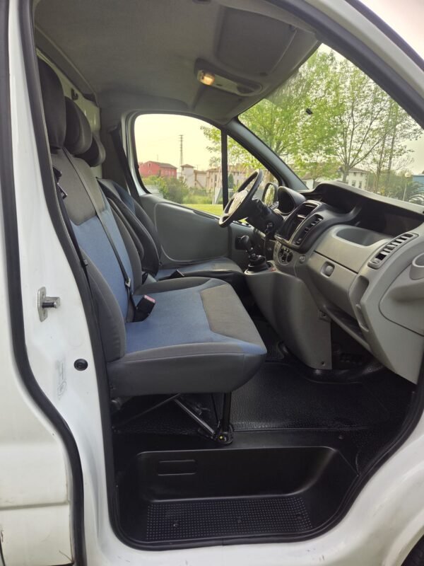 RENAULT Trafic 1.9 DCI 6V 4P