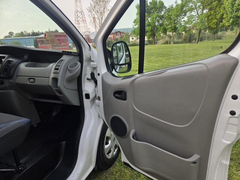 RENAULT Trafic 1.9 DCI 6V 4P