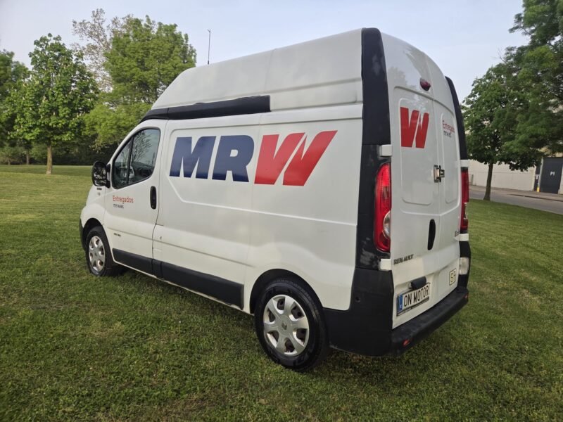 RENAULT Trafic 1.9 DCI 6V 4P