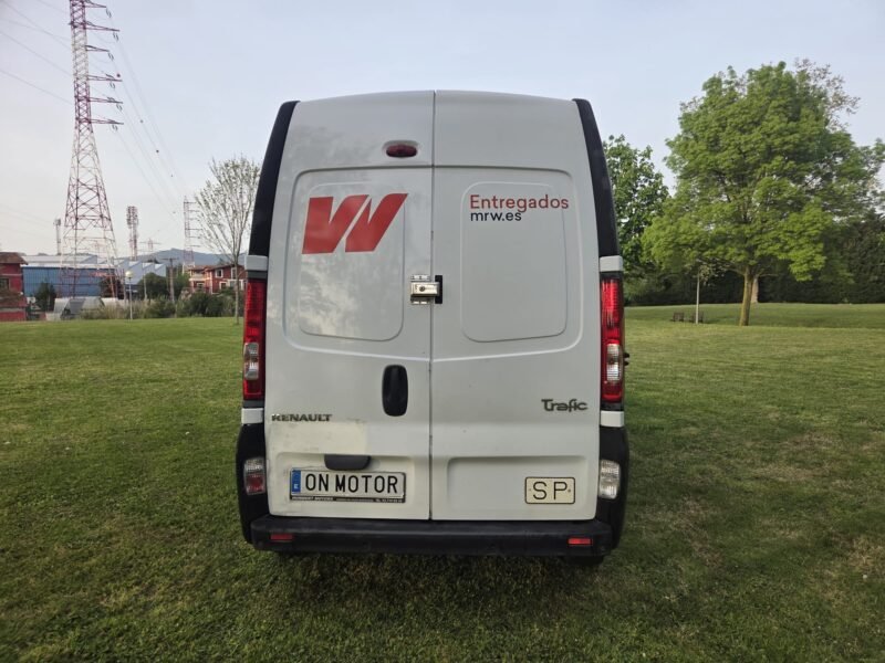 RENAULT Trafic 1.9 DCI 6V 4P