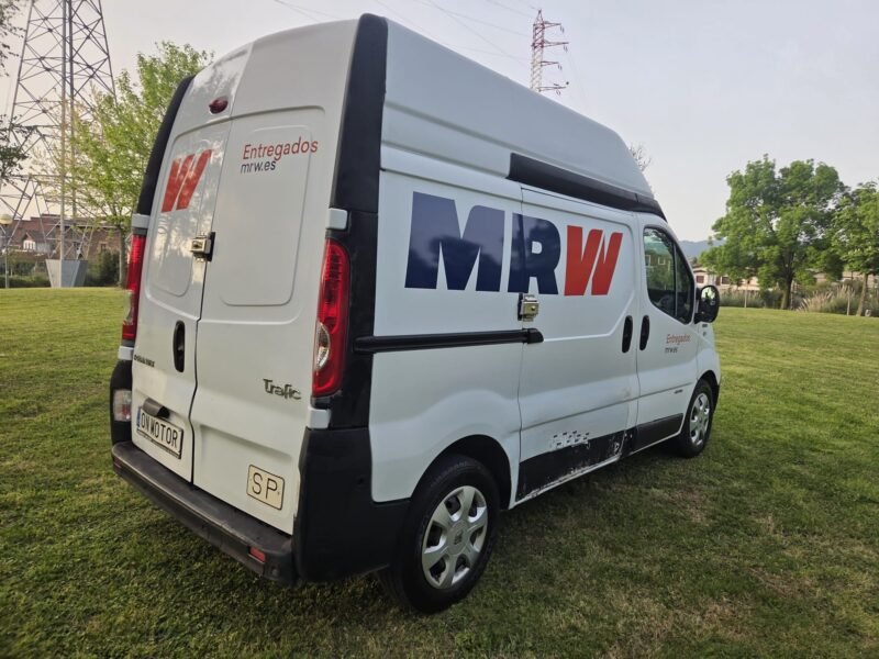 RENAULT Trafic 1.9 DCI 6V 4P