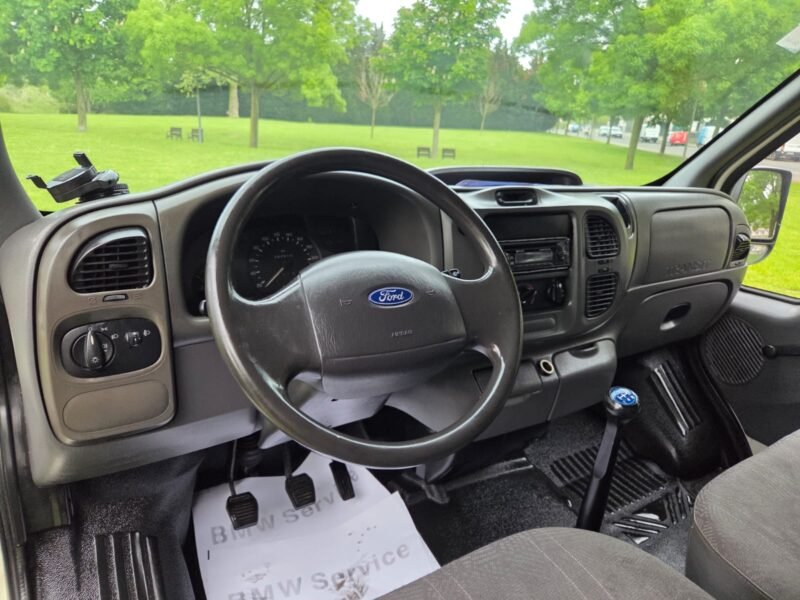 FORD Transit 2.4 turbo diésel 125 T350