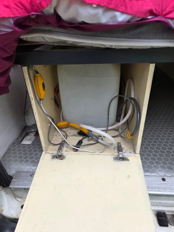 FORD Transit 2.4 turbo diésel 125 T350