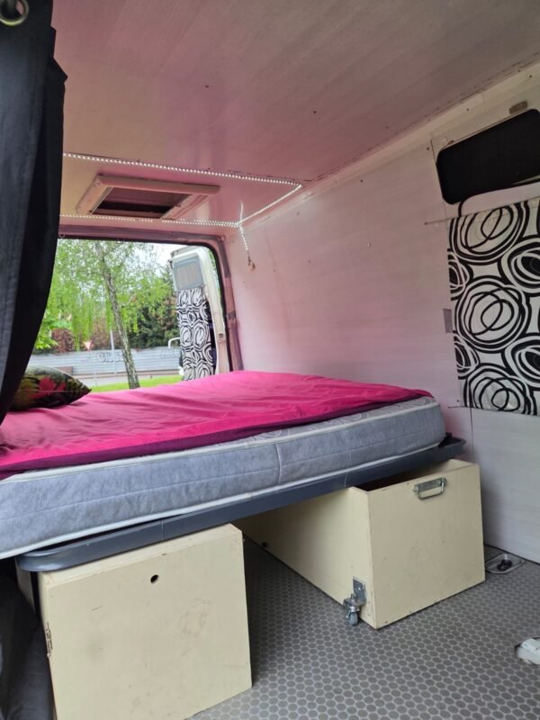 FORD Transit 2.4 turbo diésel 125 T350