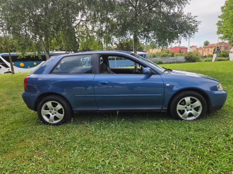 AUDI A3 1.9 TDI Ambition 3P