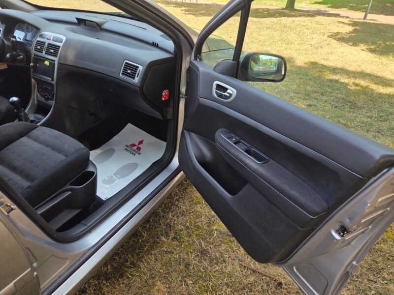 PEUGEOT 307SW SW 2.0 HDI