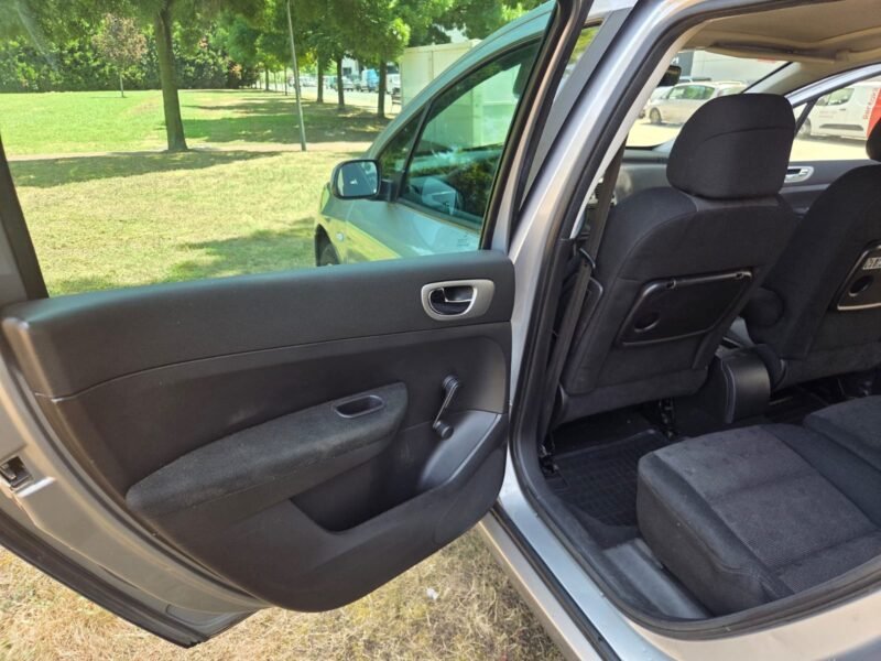 PEUGEOT 307SW SW 2.0 HDI