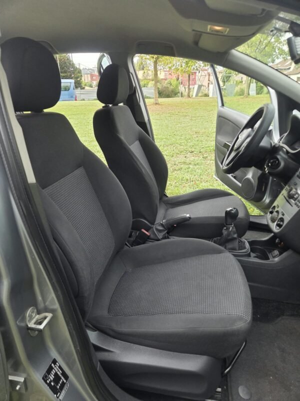 OPEL Corsa 1.2 16v 5P