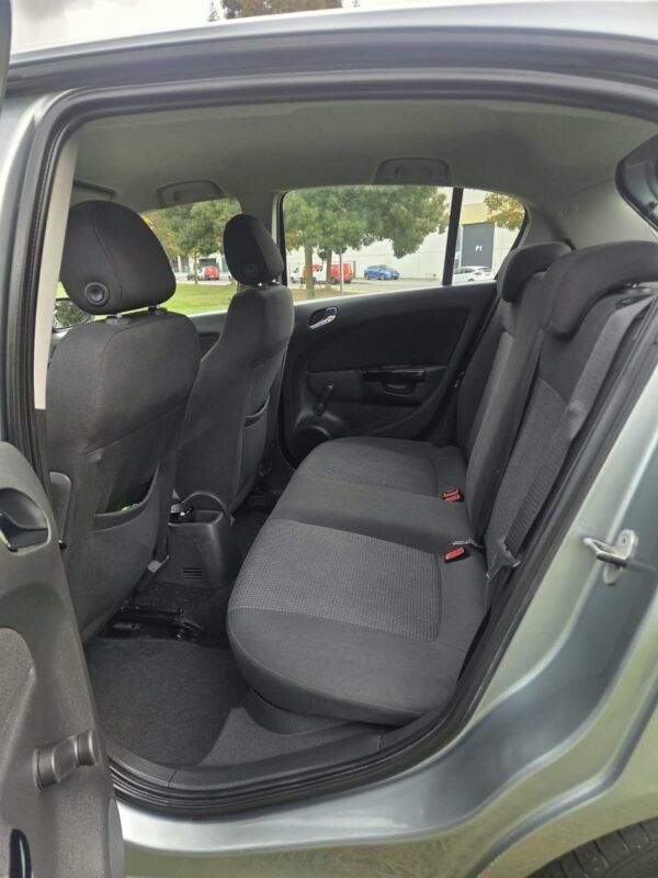 OPEL Corsa 1.2 16v 5P