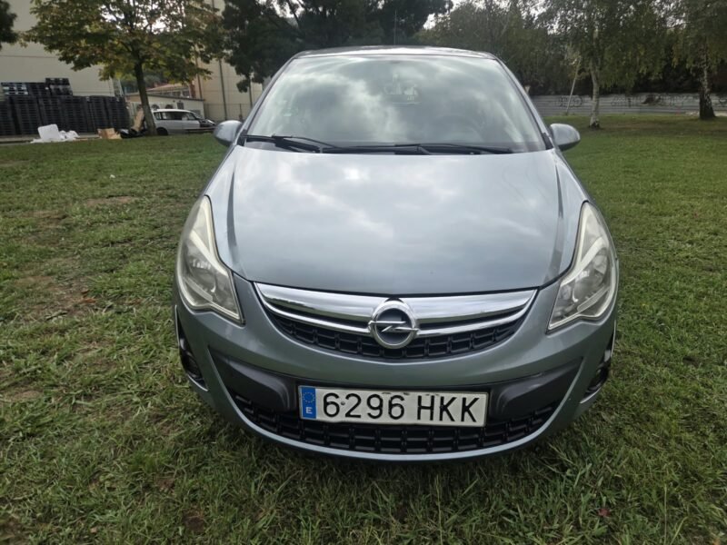 OPEL Corsa 1.2 16v 5P