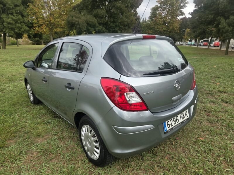 OPEL Corsa 1.2 16v 5P