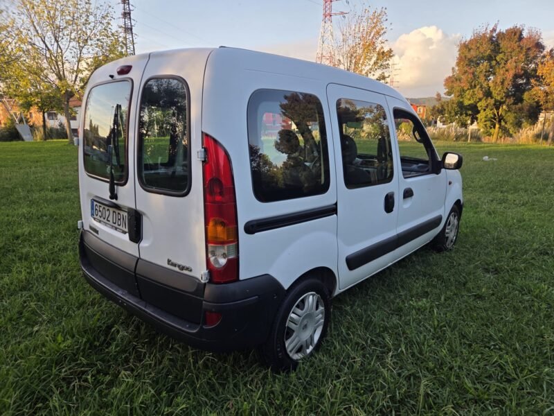 RENAULT Kangoo 1.5 DCI 5P