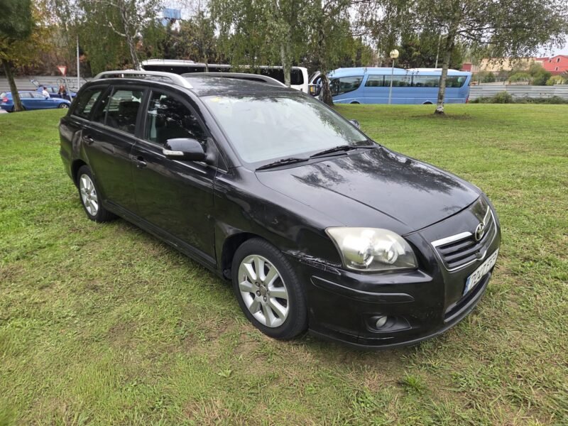 TOYOTA Avensis 2.0 D-4D
