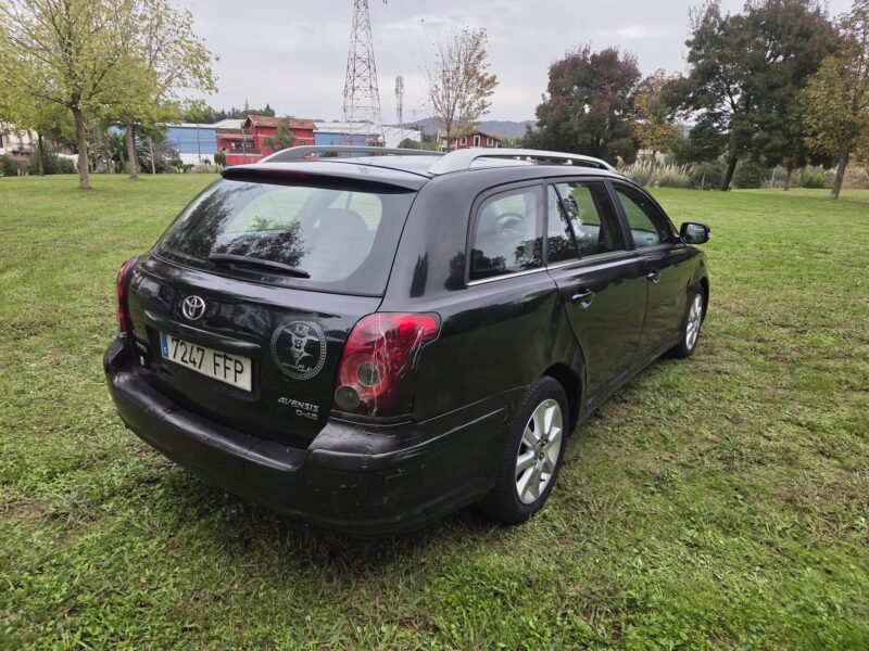 TOYOTA Avensis 2.0 D-4D