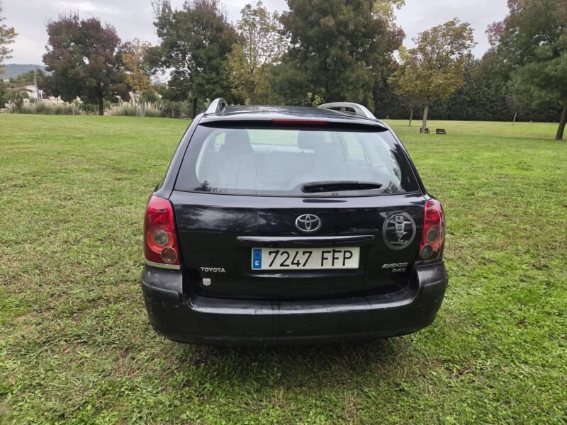 TOYOTA Avensis 2.0 D-4D