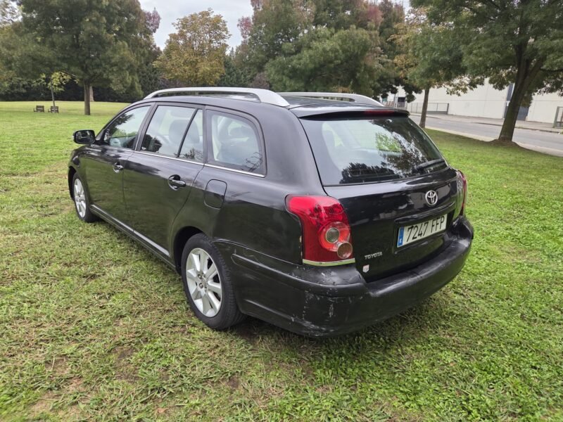 TOYOTA Avensis 2.0 D-4D